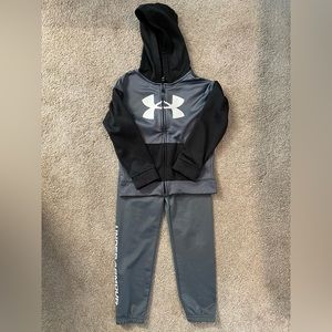 Under Armour boys athletic set,size 6